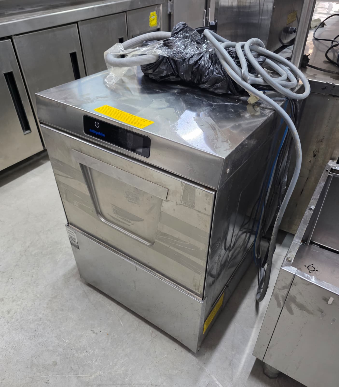 Bulaşık Yıkama Makinası 500 Tabak 2