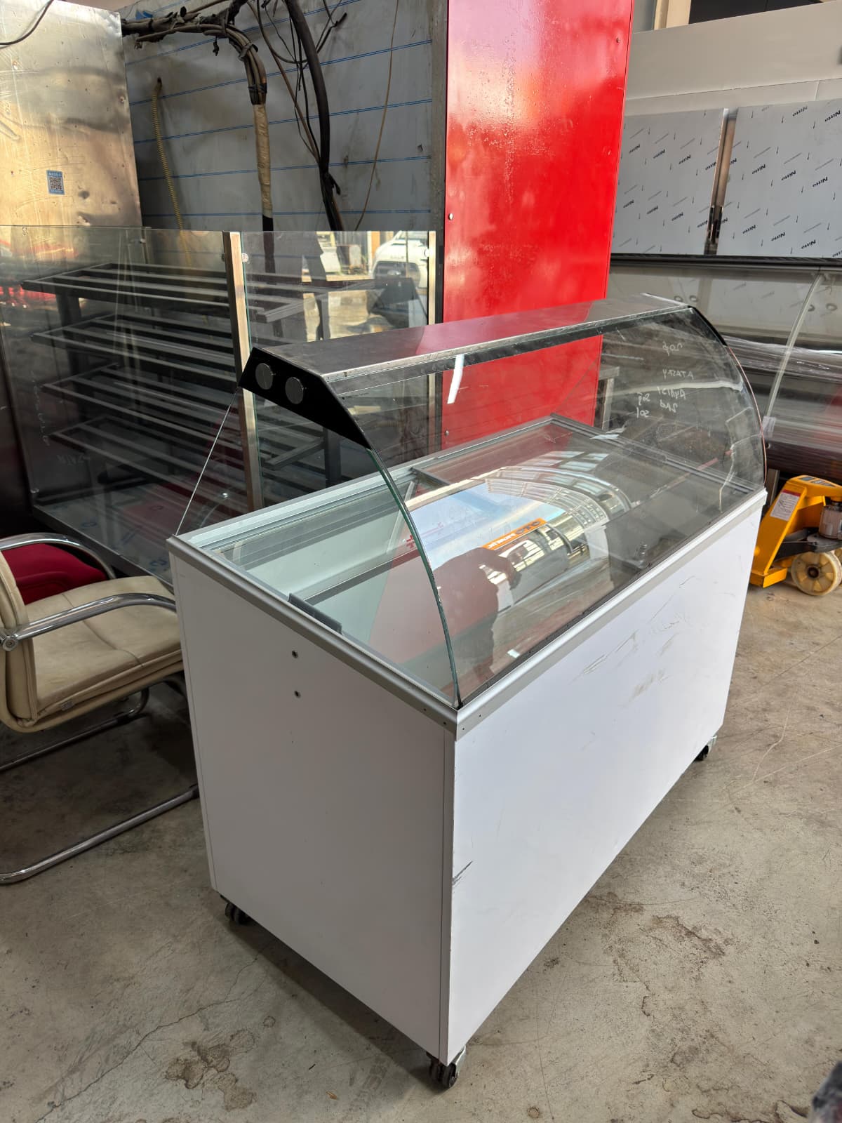Dondurma Teşhir Reyonu 130x63x125 2