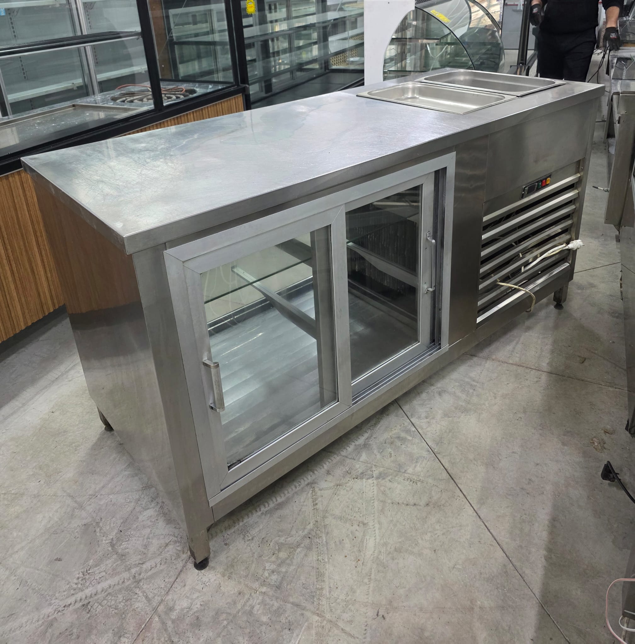 Lokanta Vitrin Dolabı 193x77x102 2
