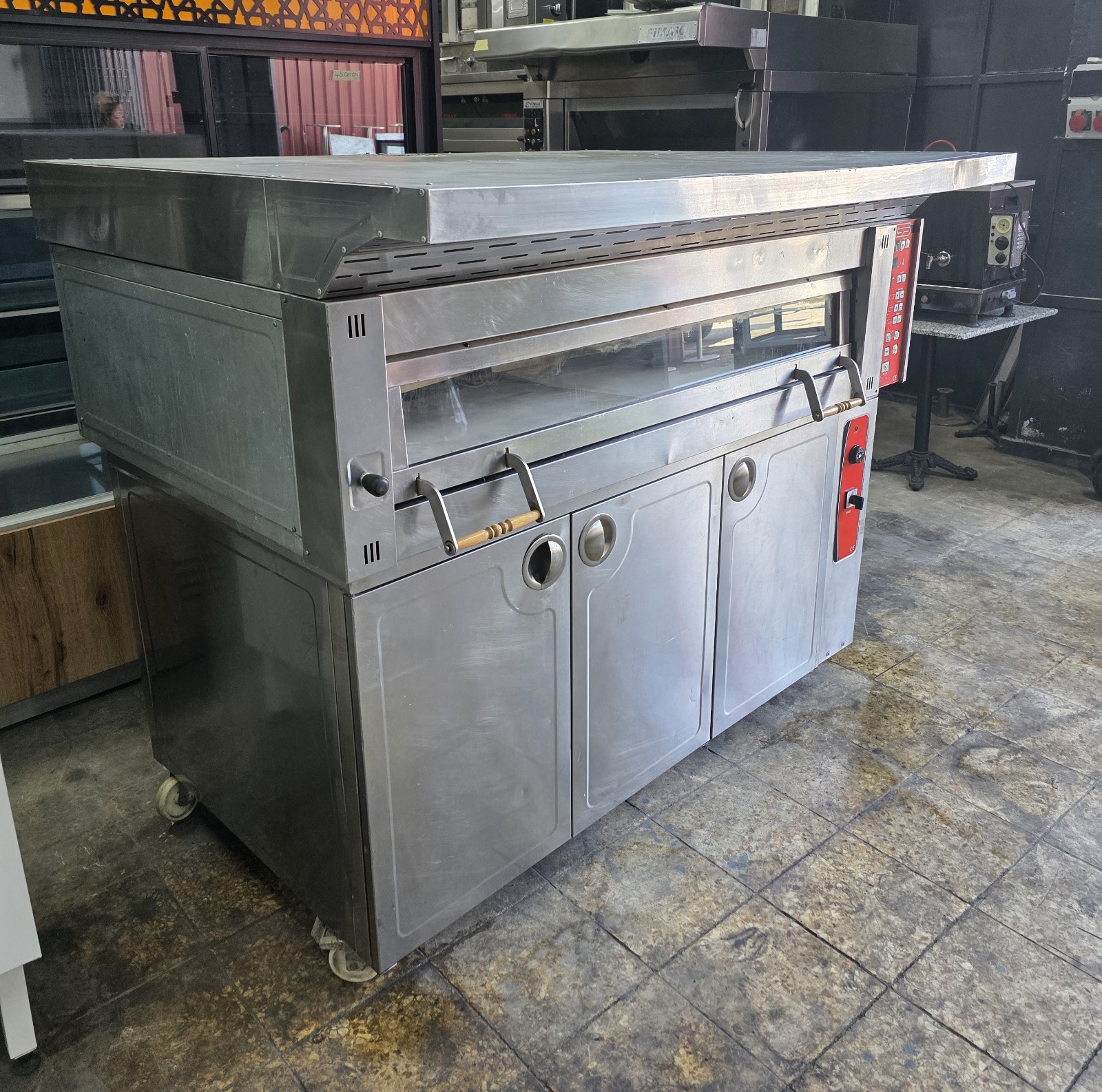 Taş Tabanlı Fırın 124×84 3