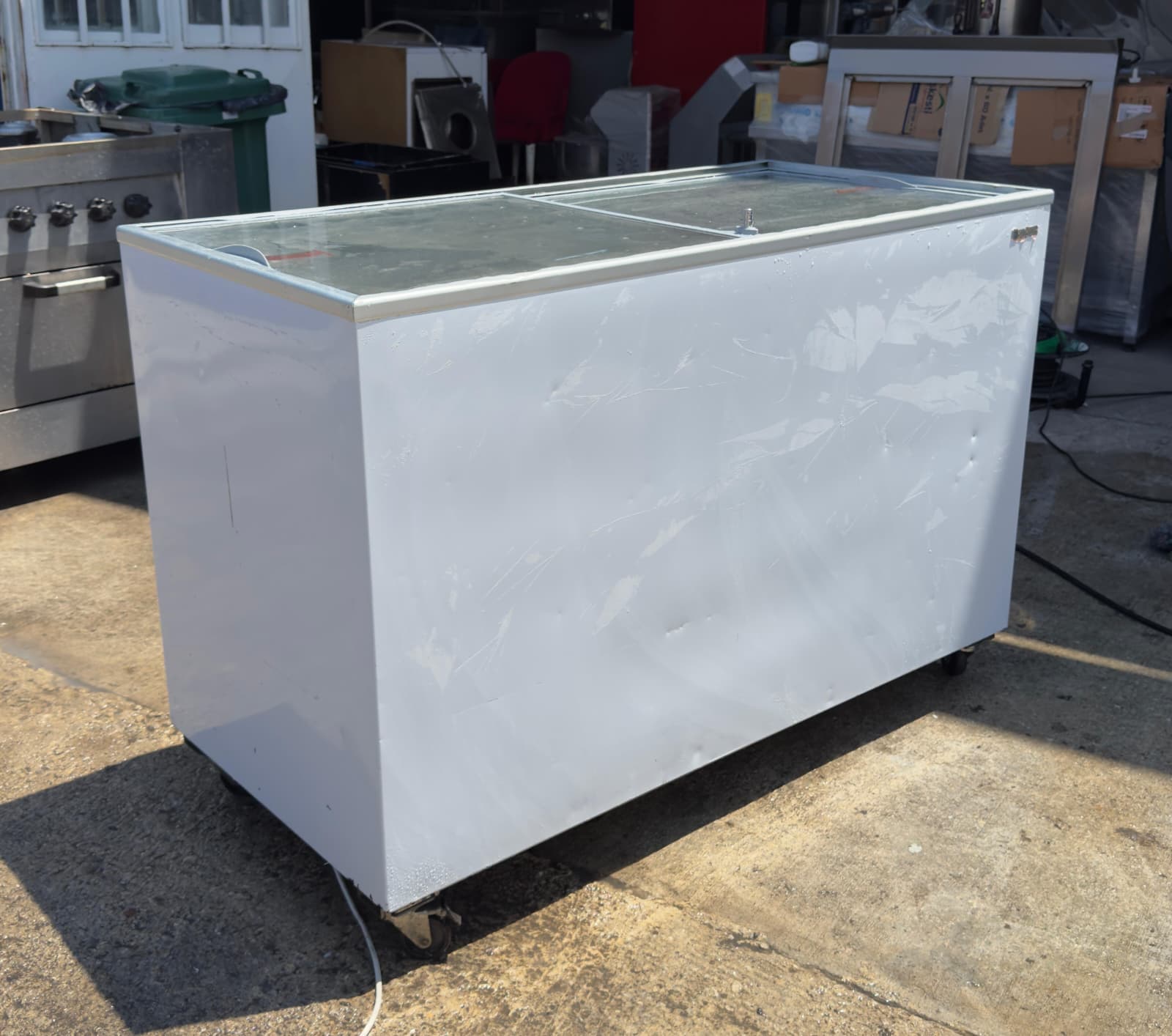 Uğur Muhafaza Dolabı 350lt
